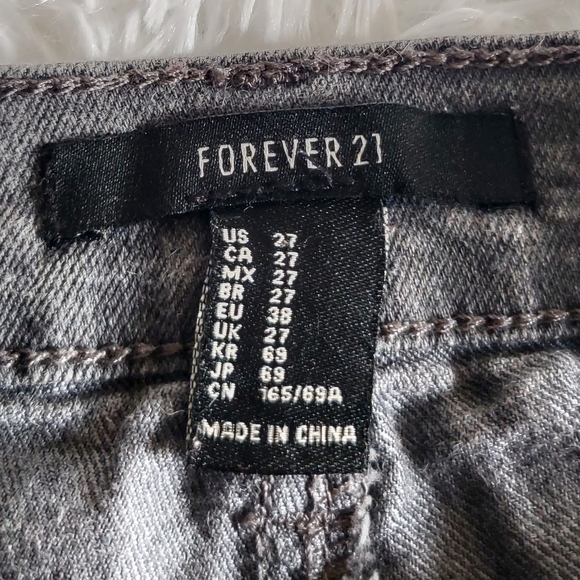 Forever 21 Gray Faded Denim Skinny Jeans Size 27 - Picture 3 of 6